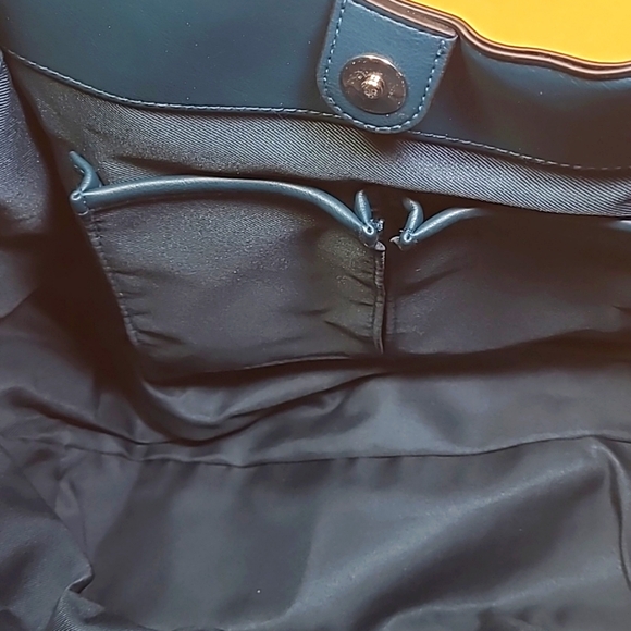 Alfani Green Leather Large Hand Bag - Picture 7 of 8